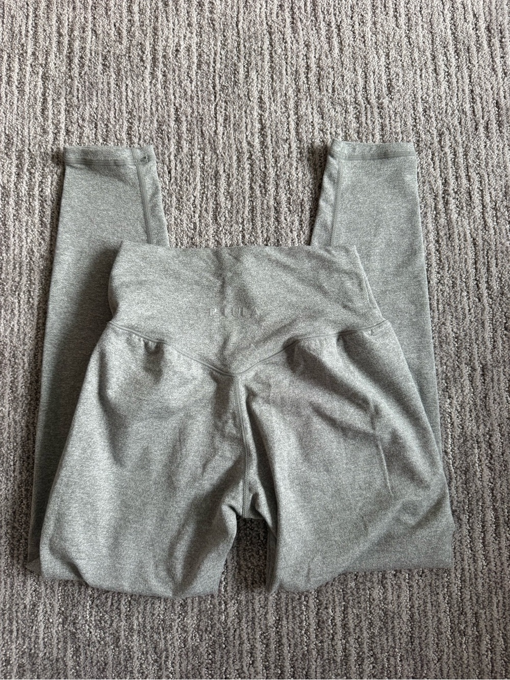 NWOT ptula bare pro leggings - grey